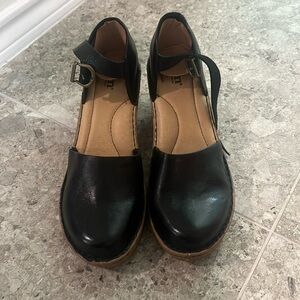Born black leather close-toed wedges